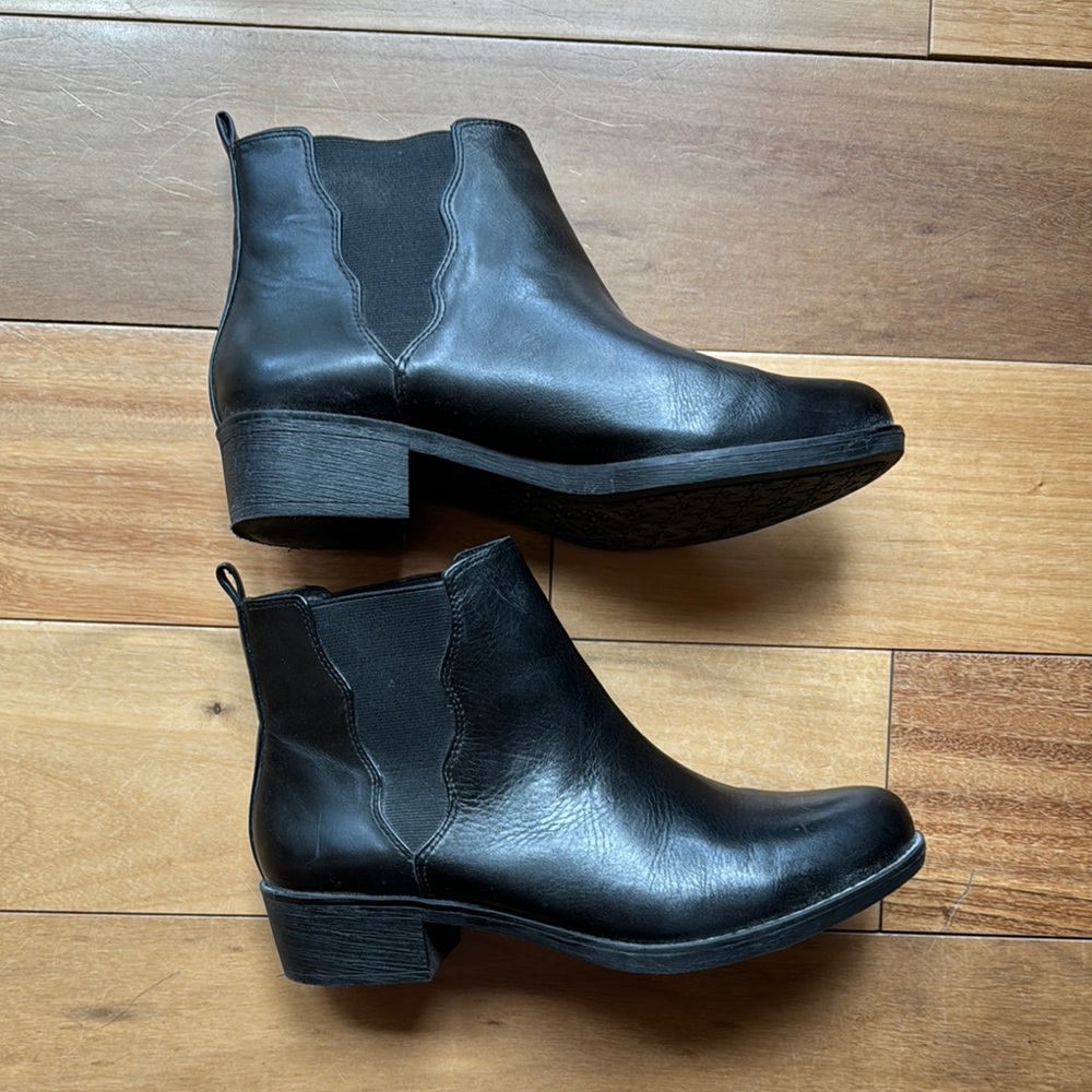 Nurture Black Slip On Boots
